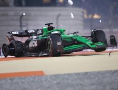 PG平台-包含索伯车队轻取威廉姆斯，维斯塔潘点燃赛场的词条