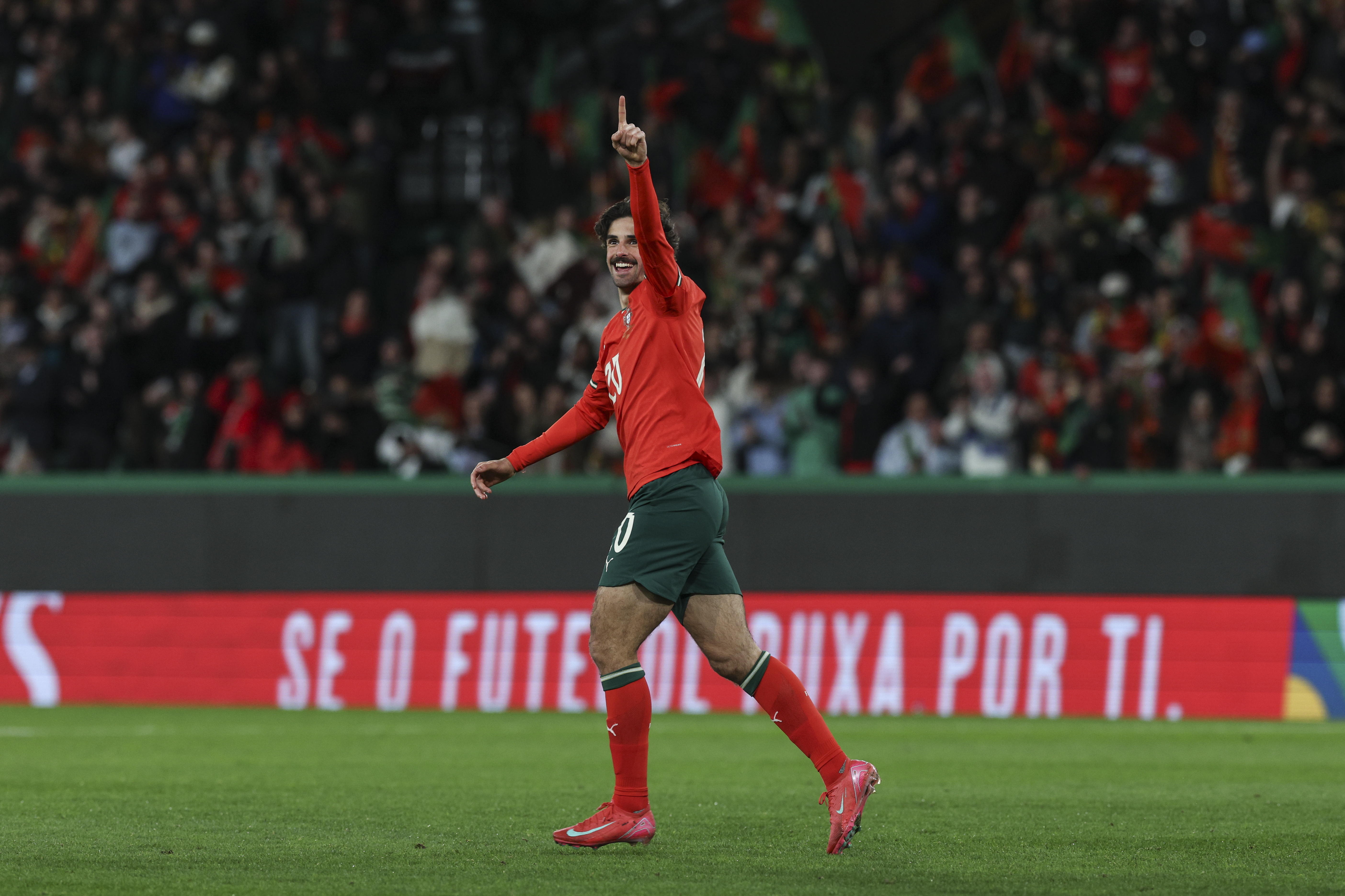 PG游戏官网登录入口-葡萄牙憾平德国,无缘欧国联决赛